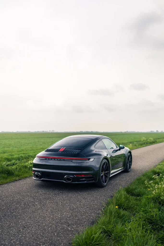 Fotoshoot auto Porsche 992 Carrera Auto fotograferen verkoop